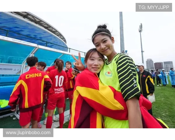 回望九九女足世界杯黄金一代球员群像与时代精神铸就中国足球记忆